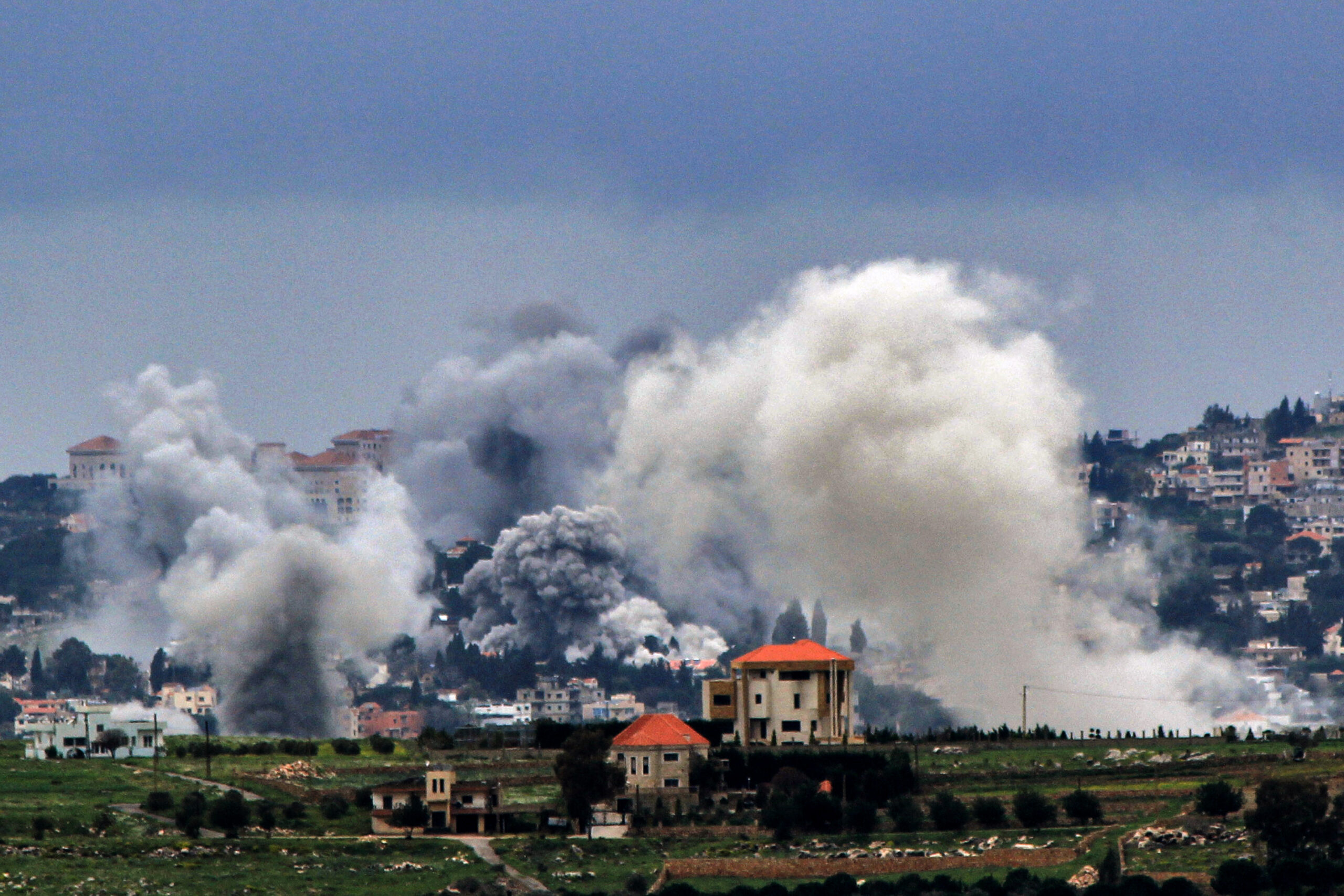 Războiul din Orientul Mijlociu, ziua 24. Iranul amenință că va lovi centrale electrice din Israel și din Golf dacă sectorul său energetic va fi vizat