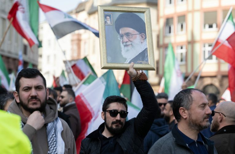 Regimul din Iran și-ar putea schimba strategia. Se discută despre o bombă nucleară