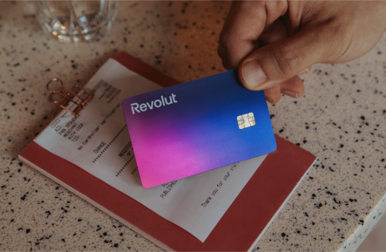 România, cu 4,8 milioane de clienți și aproape 130 de milioane de transferuri, devine a treia piață din lume pentru Revolut. Rezultatele noii bănci la nivel global