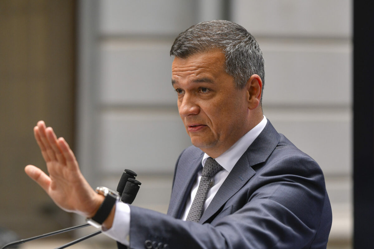 Sorin Grindeanu salută victoria stângii în Franța și eșecul reformei judiciare din Italia: Observăm o încredere tot mai mare într-o agendă social-democrată