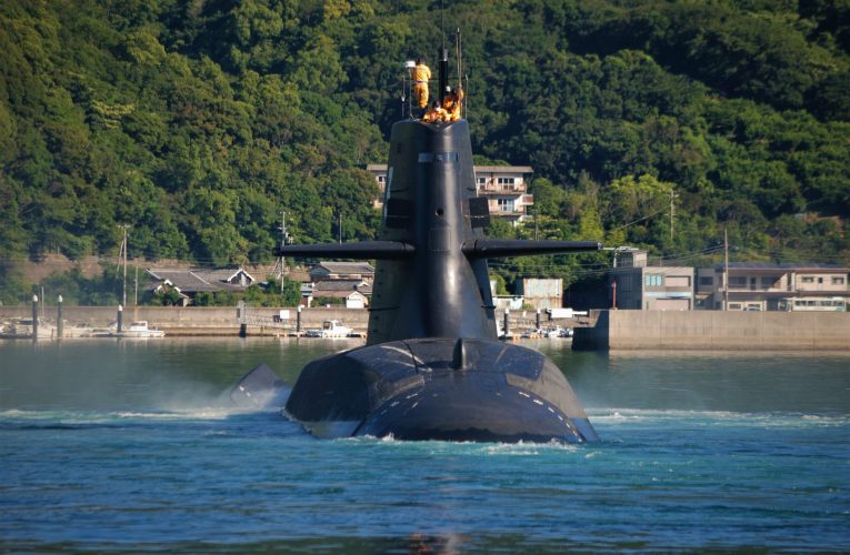 Spionaj în favoarea Iranului: O româncă, acuzată de pătrunderea într-o bază de submarine din Marea Britanie