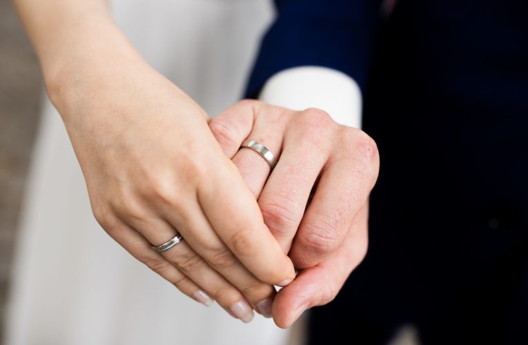 Te pregătești de nuntă? Ce nu discută multe cupluri înainte de căsătorie