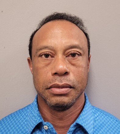 Tiger Woods, arestat după un accident în Florida și acuzat de conducere sub influență
