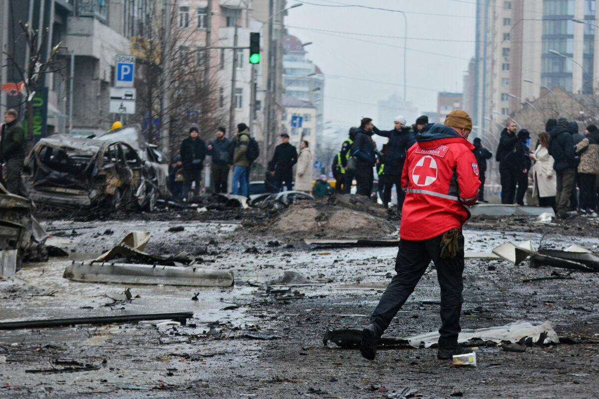 Un atac aerian rusesc a ucis trei persoane într-un autobuz în estul Ucrainei
