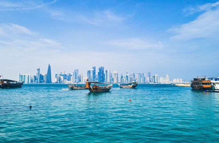 Un elicopter s-a prăbușit în Qatar. Autoritățile caută supraviețuitori