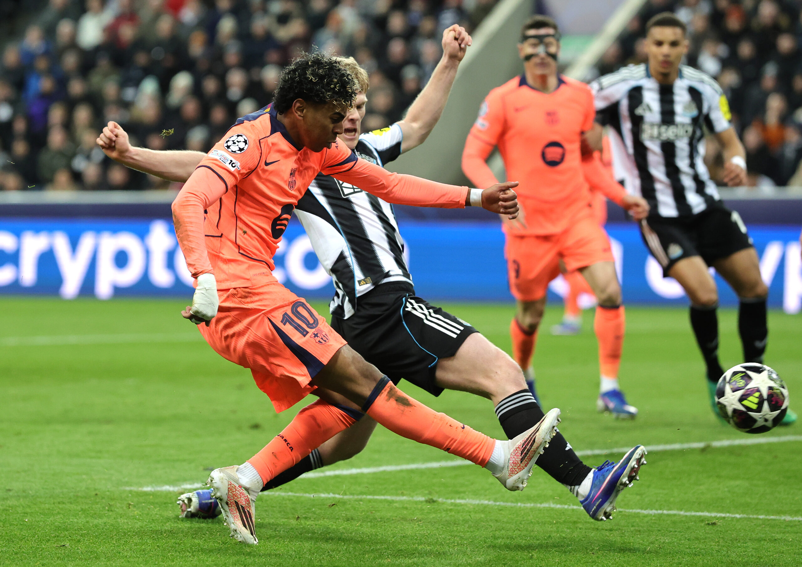 Un suporter al Barcelonei a greșit stadionul pentru meciul din Liga Campionilor și a ajuns la 600 km de Newcastle