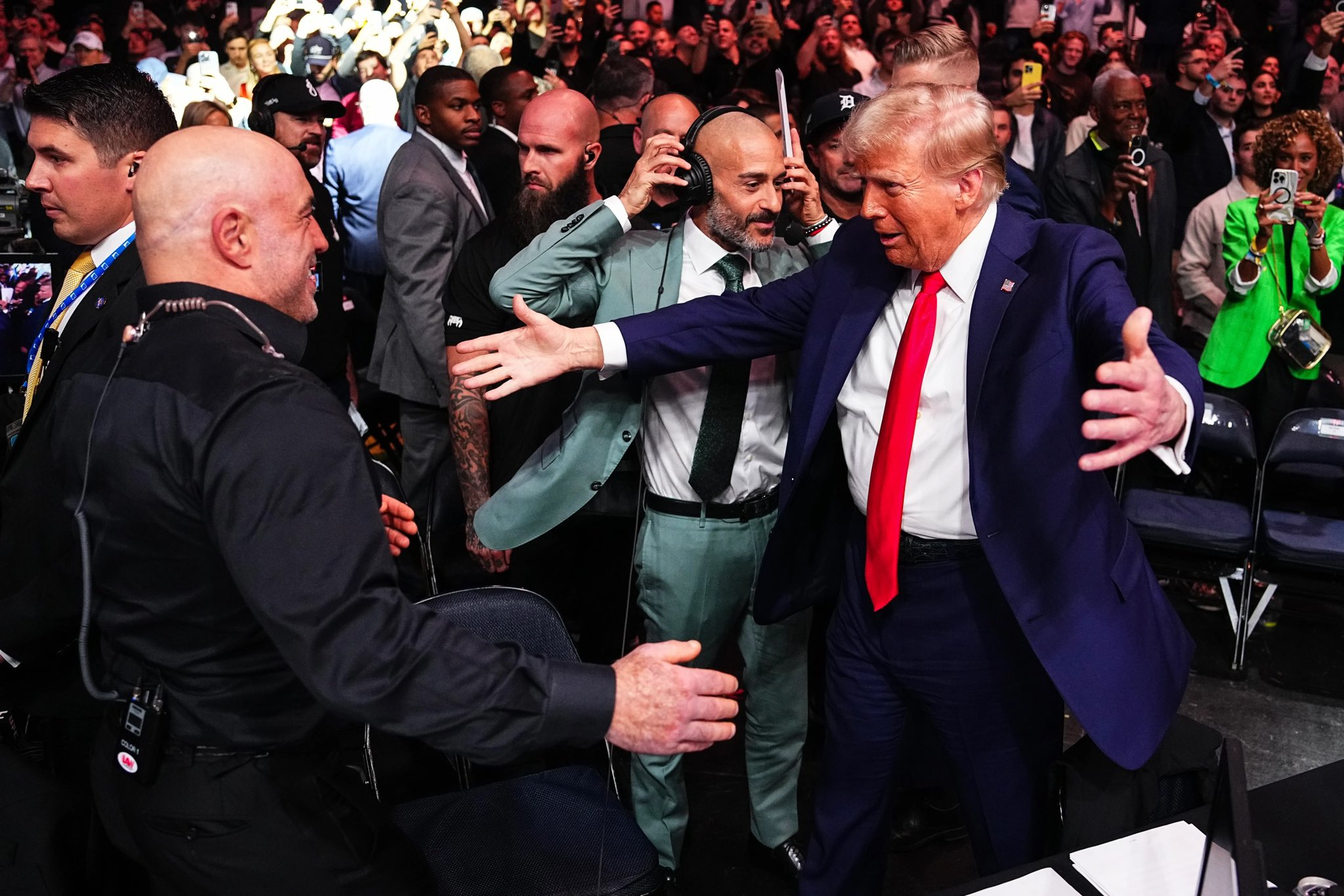 Unul dintre cei mai puternici influenceri ai MAGA se întoarce împotriva lui Donald Trump, din cauza războiului din Iran: „Aici este o nebunie. Mulți oameni se simt trădați”