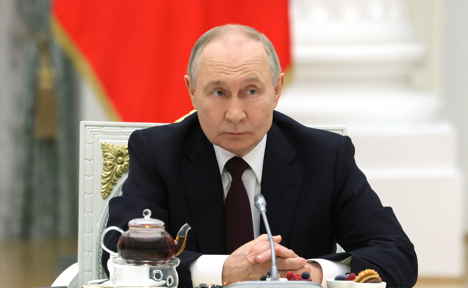 Vladimir Putin se implică în criza mondială a petrolului. Ce mesaj are pentru Europa