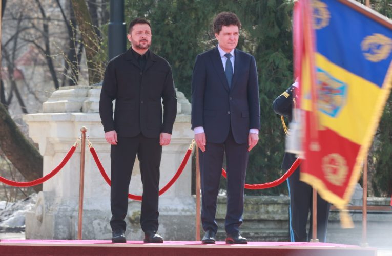 Volodimir Zelenski mulțumește României și președintelui Dan pentru sprijinul acordat, după semnarea mai multor acorduri bilaterale