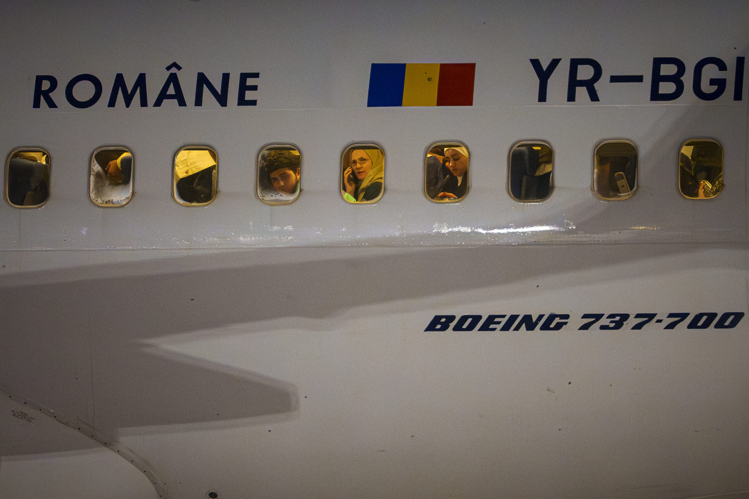 Acuzații explozive în scandalul TAROM: „Dacă TAROM va dispărea, va dispărea din cauza doamnei Oana Gheorghiu, care e obișnuită cu donațiile” / „Oare n-a primit și doamna Gheorghiu vreo donație de undeva”