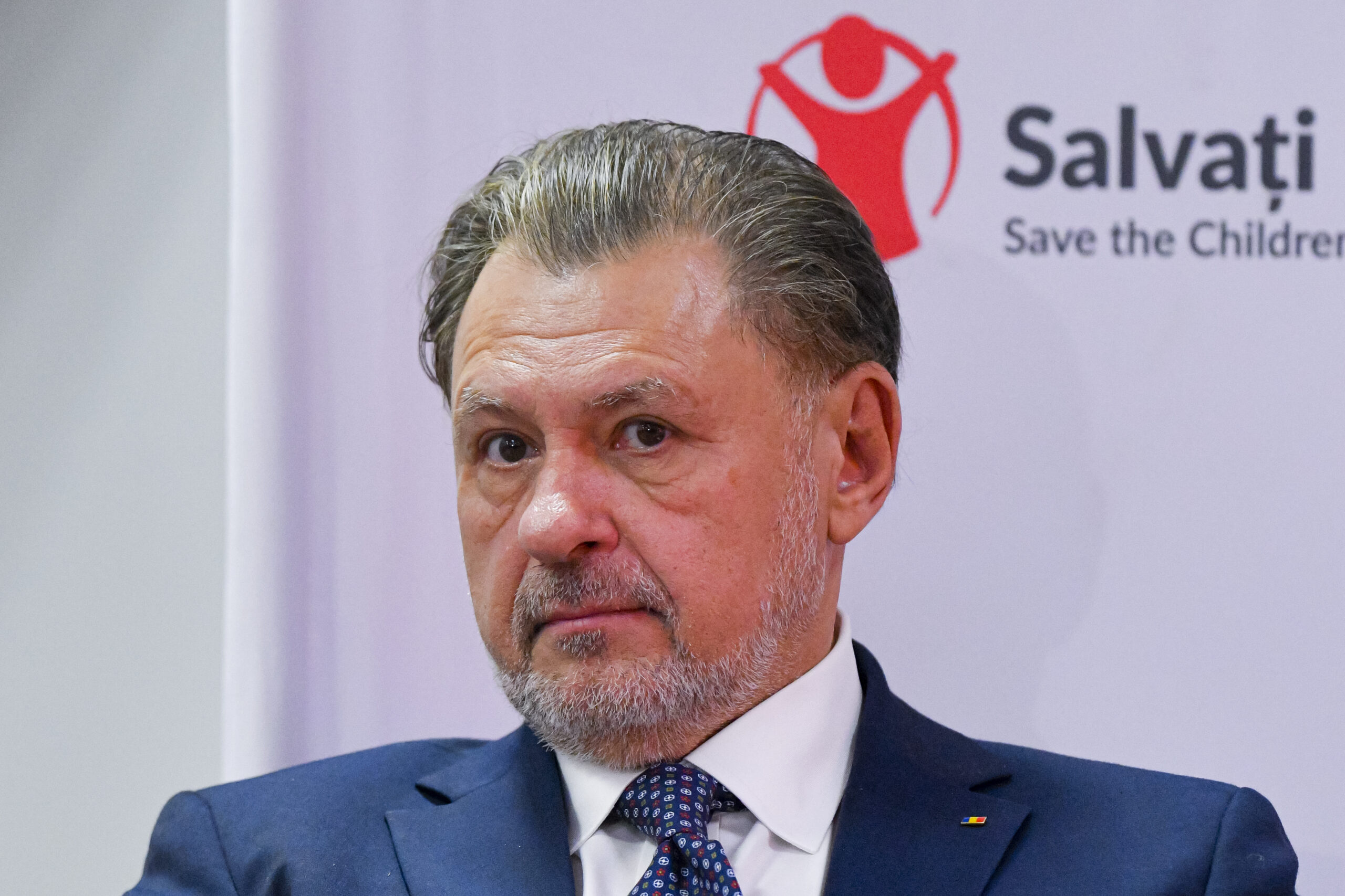 Alexandru Rafila îi răspunde lui Vlad Voiculescu: „fuge de orice responsabilitate și încearcă să lege situația pe care chiar reprezentanții USR au creat-o de mine și de echipa Ministerului Sănătății”