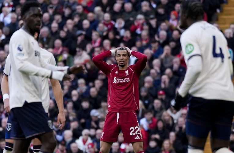 Antrenorul echipei Liverpool confirmă că operația lui Ekitike a decurs bine: Recuperarea va fi lungă