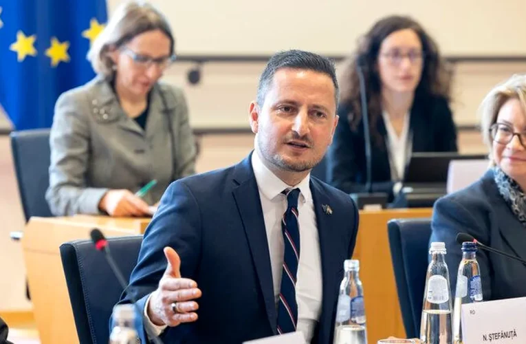 Atacul unui europarlamentar român la adresa clasei politice: Cred că România trebuie schimbată nu doar pe alocuri, ci trebuie ras tot