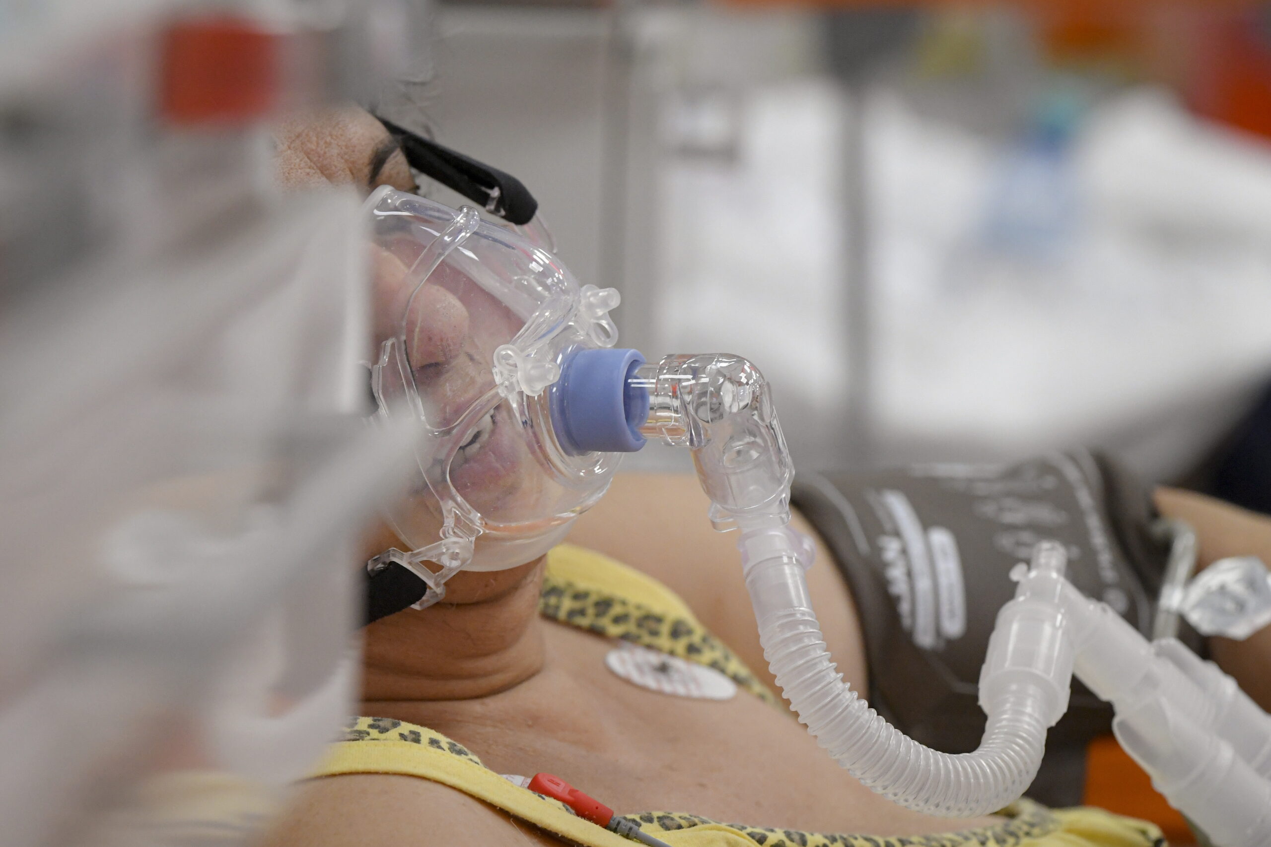 Bărbatul care a furat o piesă și a provocat o avarie la rezervorul de oxigen al Spitalului Pantelimon a fost reținut