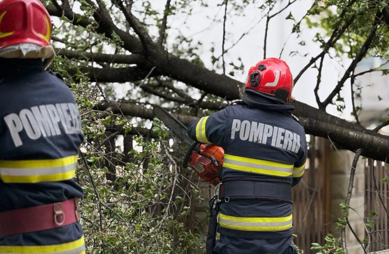 Bilanț IGSU: O persoană decedată și zeci de localități afectate de fenomenele meteo severe