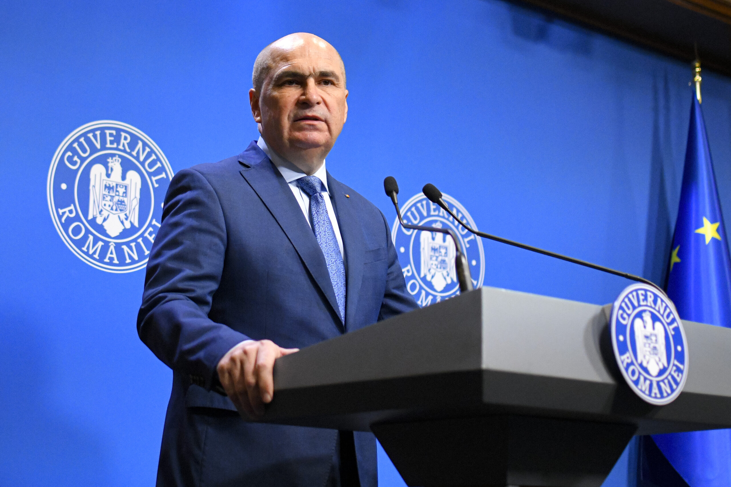 Bolojan, după incendiul din Vrancea: Guvernul va aloca ajutoare familiilor lovite de nenorocire