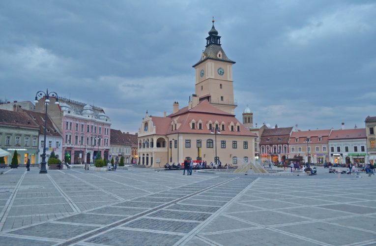 Brașov dă „0 lei pe cultură” în 2026. Orașul rămâne fără finanțare publică pentru sectorul cultural