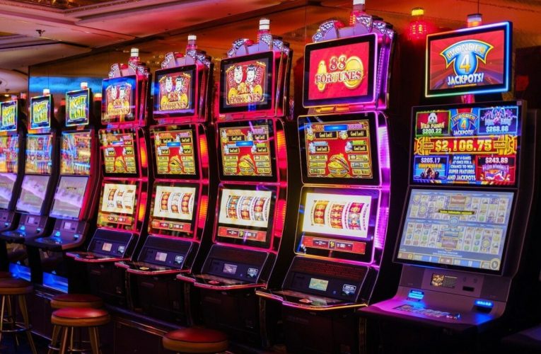 Brașovul va interzice jocurile de noroc lângă școli și spitale