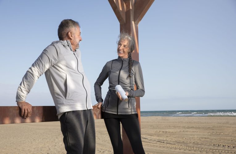 Când devii oficial bătrân? Studiul care a urmărit 14.000 de oameni timp de 25 de ani are un răspuns neașteptat