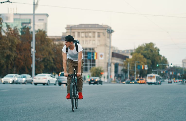 Care e distanța ideală dintre casă și birou? Un studiu pe 13.000 de oameni are răspunsul