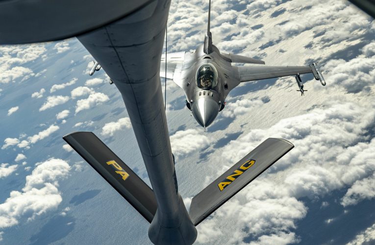 Cel de-al doilea membru al echipajului de pe avionul doborât de Iran rămâne de negăsit