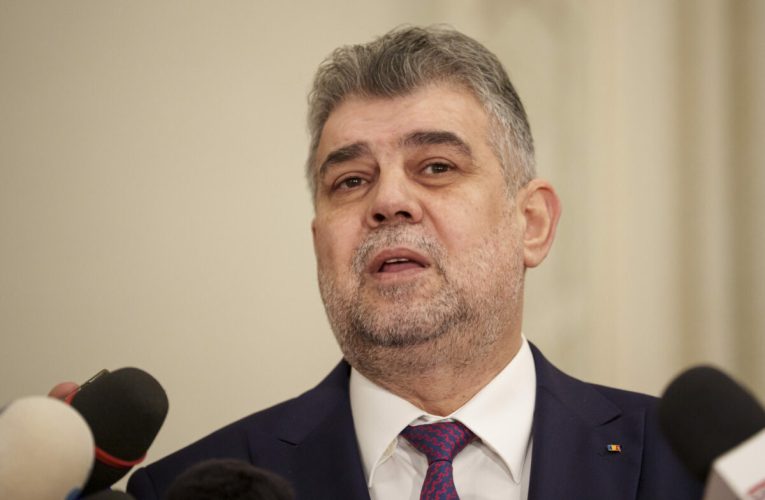 Ciolacu atacă „iscusitele afaceri meșterite de liderii PNL și USR” privind Pfizer: Tocmai „au majorat deficitul cu vreo 5 miliarde de lei”