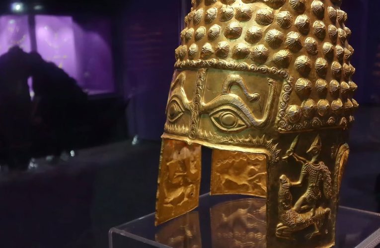 Coiful de la Coțofenești și brățările dacice au intrat în posesia autorităților române