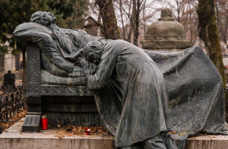 Crimă și pedeapsă în cimitirul Bellu / Cazul Poroineanu – crima tatălui, pedeapsa copiilor
