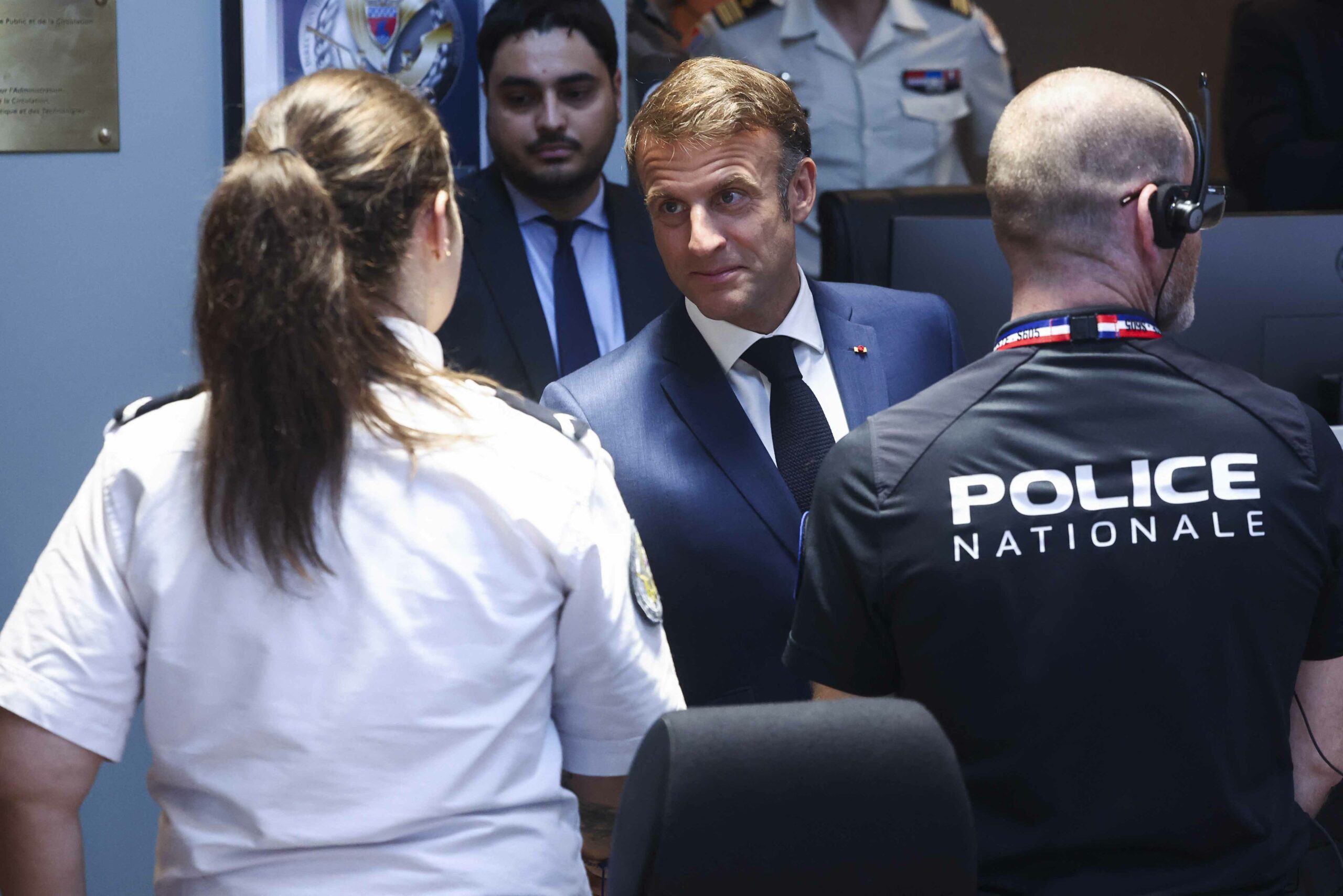 Criză la Paris: Poliția, oprită la Palatul Élysée într-o anchetă sensibilă pentru Emmanuel Macron