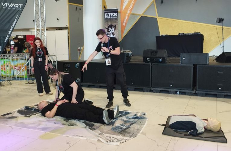 Cum acordăm corect primul ajutor? Noțiunile care fac diferența între viață și moarte