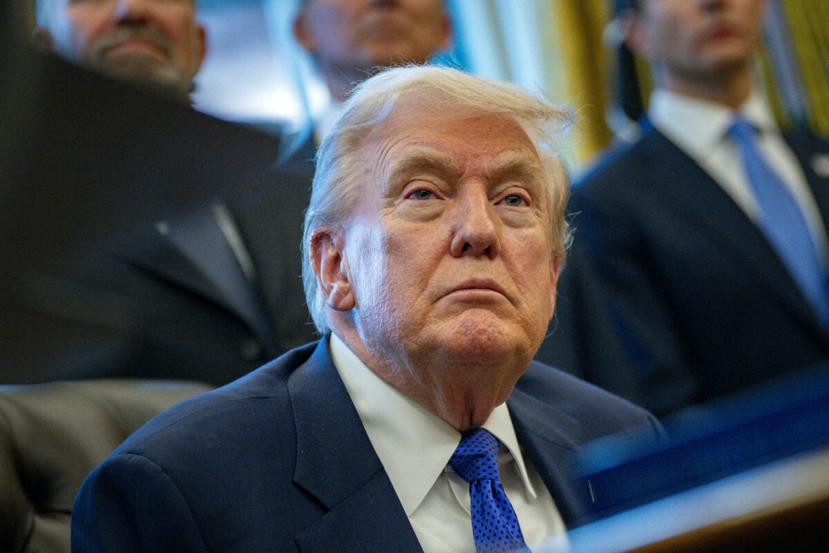 Democrații cer demiterea lui Trump pe fondul amenințărilor că va comite crime de război în Iran. Ce presupune cel de-al 25-lea Amendament