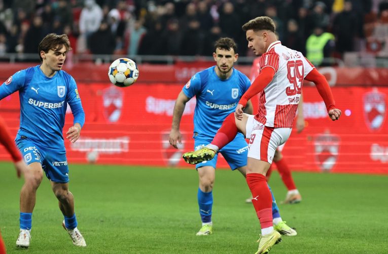 Dinamo București și Universitatea Craiova joacă pentru calificarea în finala Cupei României