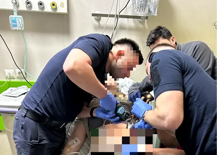 Două femei din Iași au ajuns la spital în urma unor accidente casnice grave