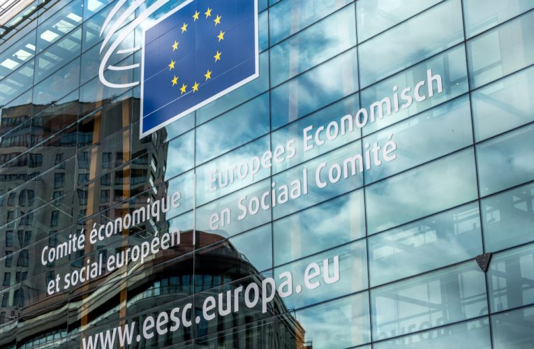 Euractiv: Organismul care se ocupă de politicile UE, afectat de acuzații de corupție