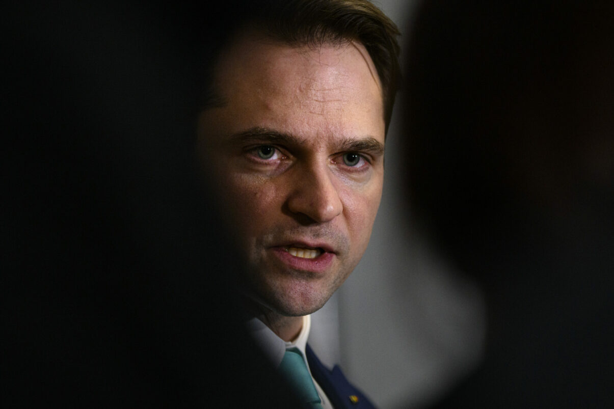 Fostul ministru al Energiei: Criza politică, sabotaj la adresa economiei și energiei. „România este cu cuțitul la os”