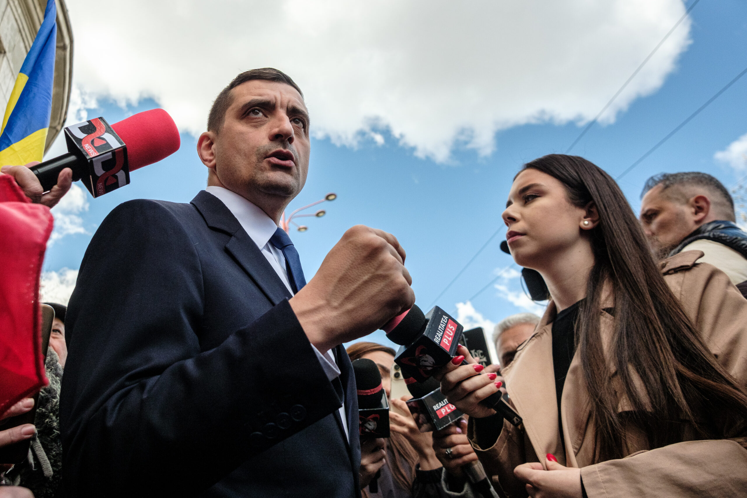 George Simion, „taxat” aspru de o femeie cu dizabilități, după atacul la adresa lui Nicușor Dan