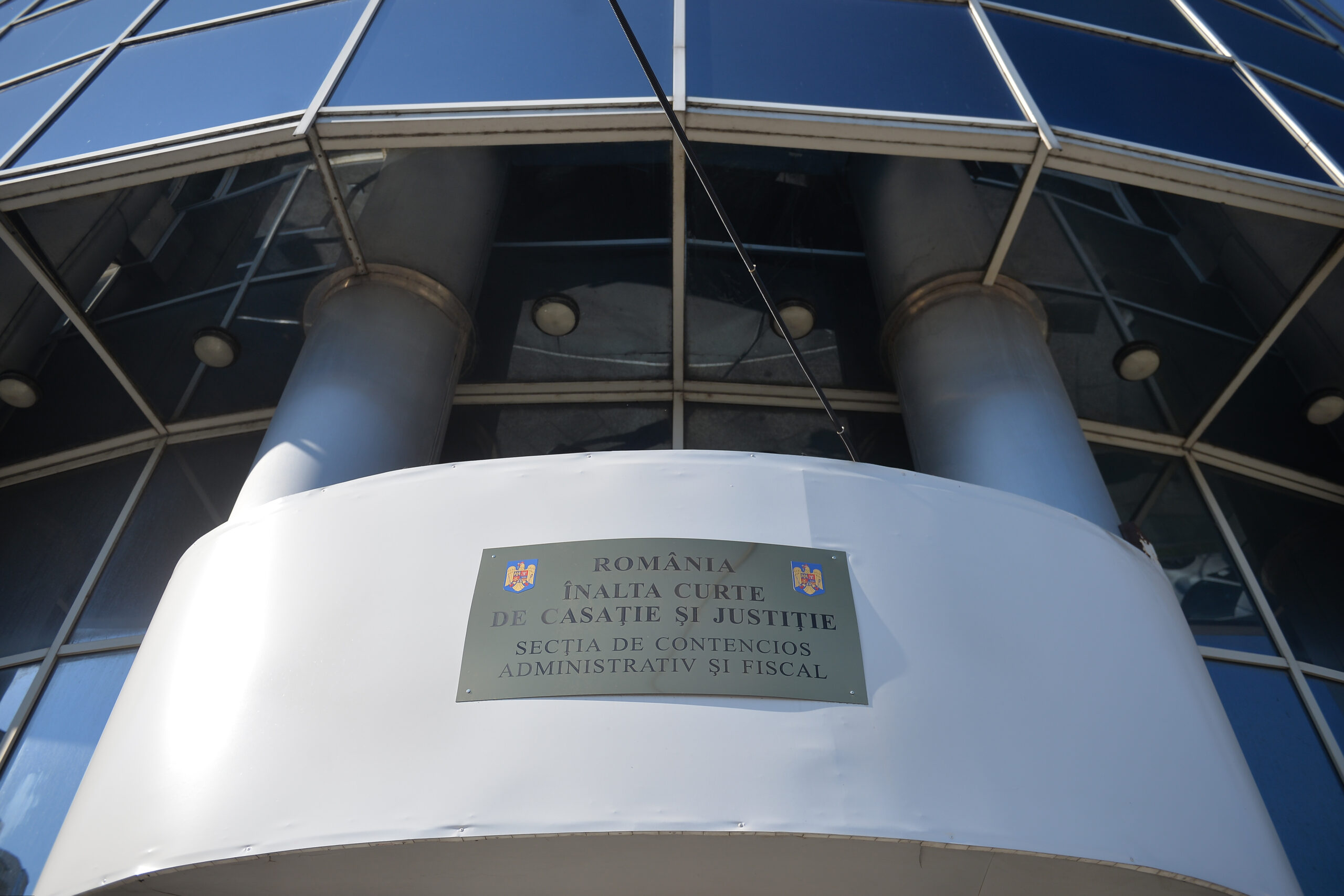 ÎCCJ decide luni dacă mărește cu peste 50% salariile magistraților cu 18 ani vechime și grad de Curte de Apel