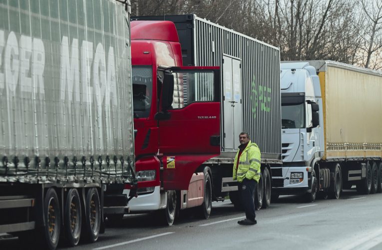 Interdicții pentru vehiculele de marfă cu masa mai mare de 7,5 tone în Ungaria. Când e restricționat traficul
