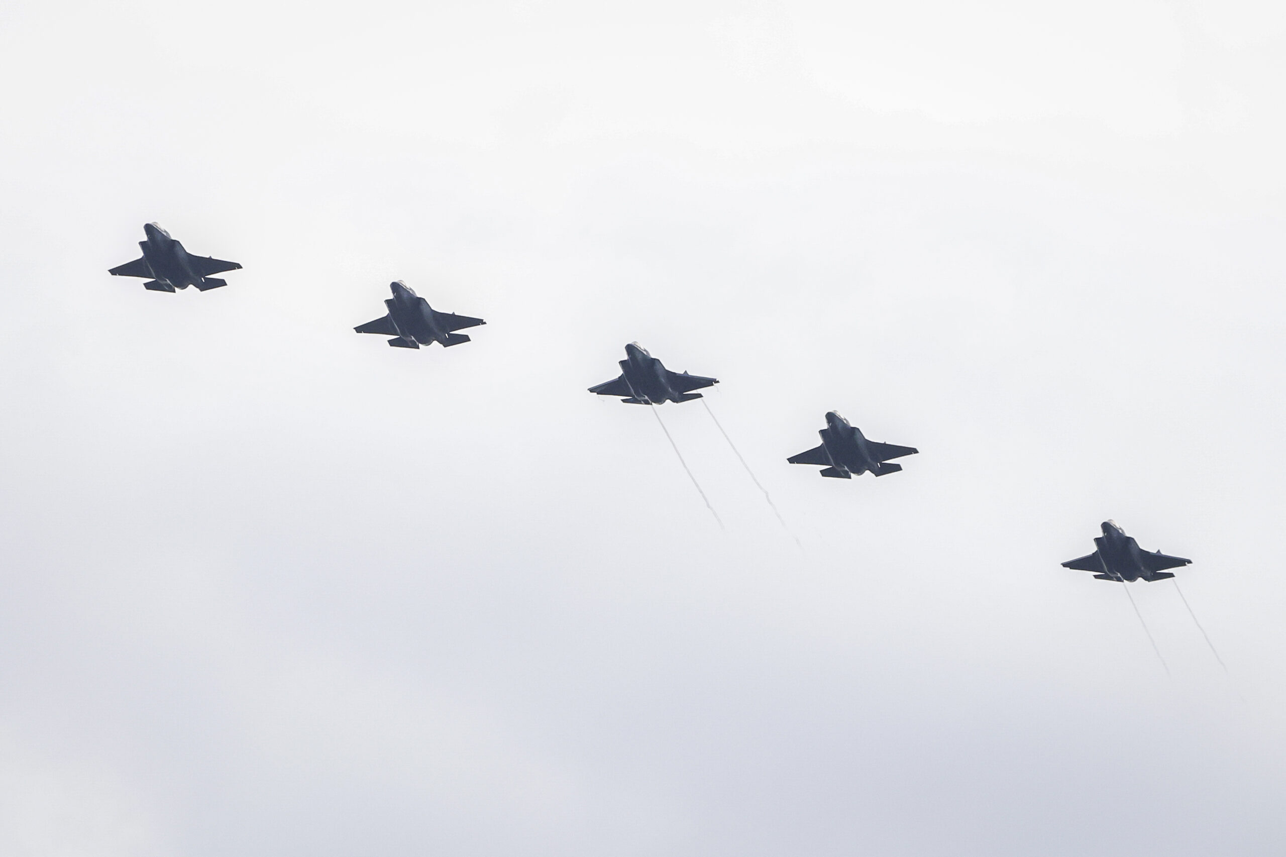 Iranul declară că mai multe „aeronave inamice” au fost distruse în timpul misiunii de salvare a pilotului american