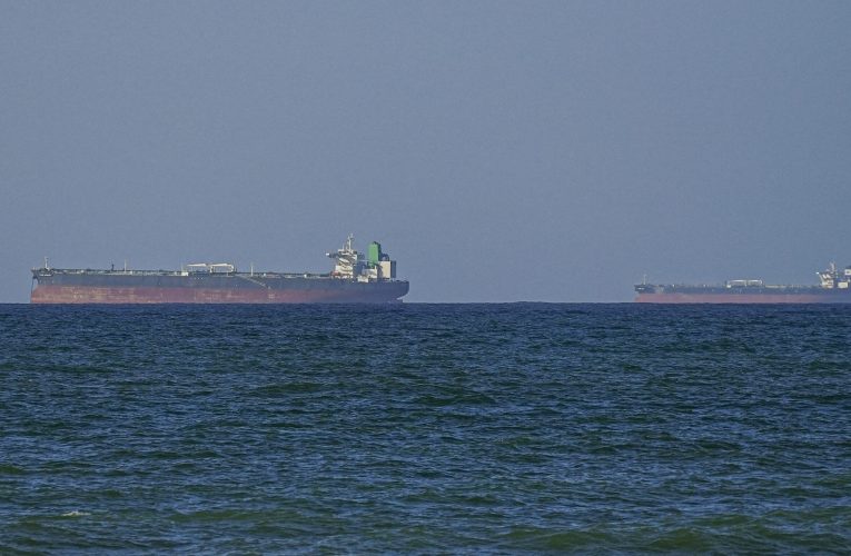 Iranul reține nave în Strâmtoarea Ormuz, după ce Trump a oprit atacurile