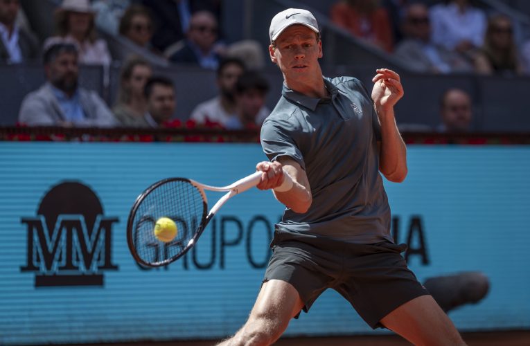 Jannik Sinner scrie istorie la Madrid: completează „setul” semifinalelor la turneele Masters 1000