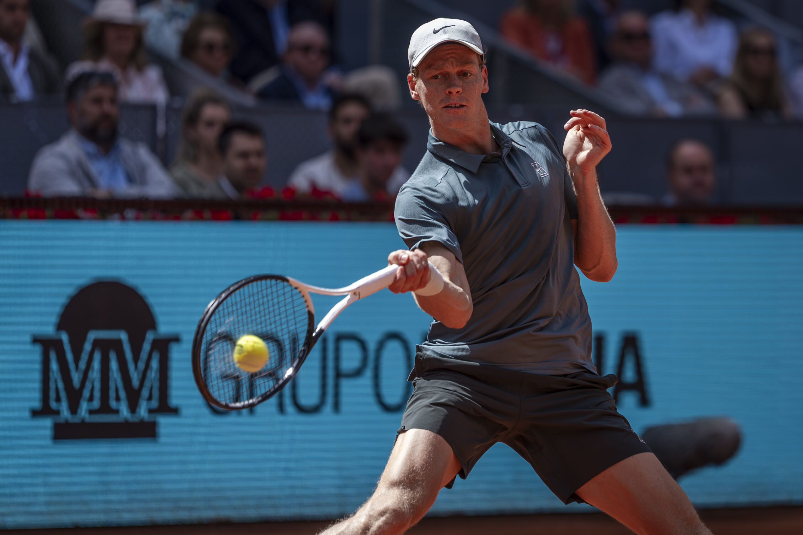Jannik Sinner scrie istorie la Madrid: completează „setul” semifinalelor la turneele Masters 1000