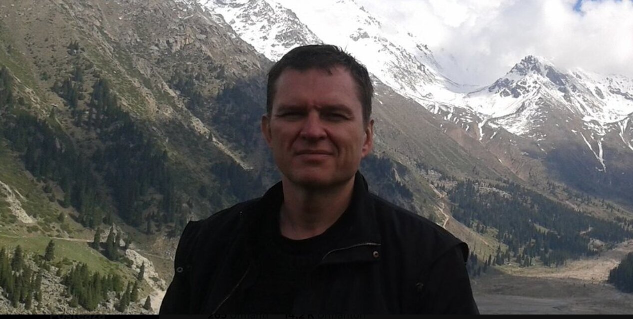 Jurnalistul bielorus Andrzej Poczobut, simbol al libertății presei din țara lui, a fost eliberat după 4 ani de detenție