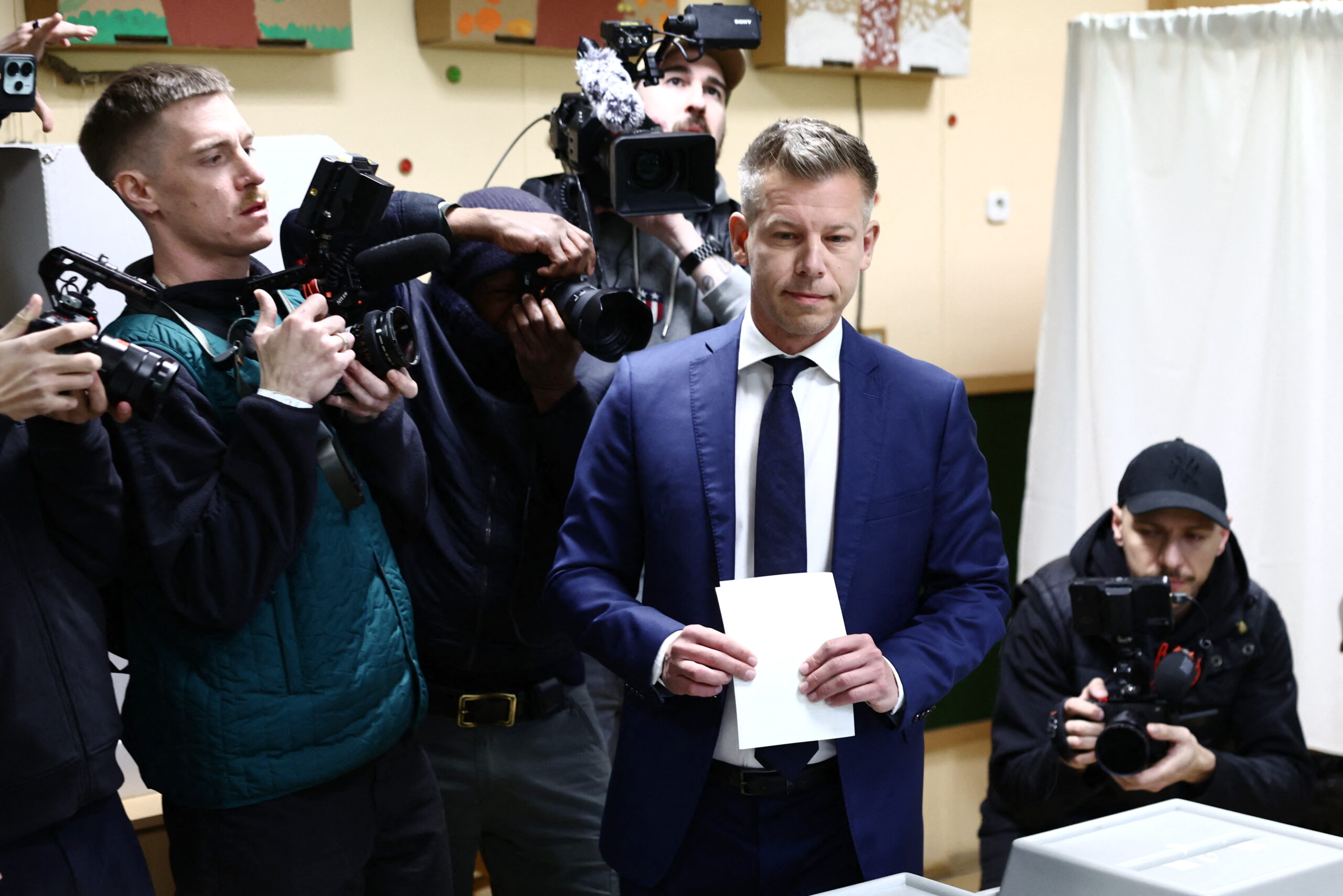 Liderii europeni îl felicită pe Peter Magyar după victoria Tisza în Ungaria