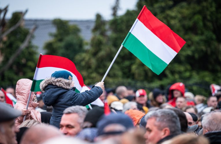 Maghiarii din Ucraina și alegerile din Ungaria: oraș divizat între Orbán și speranța păcii