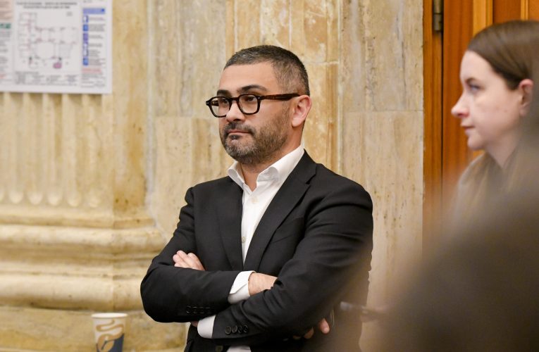 Manole, despre munca la negru: E un semnal de alarmă / Aproape 500 de cetățeni, găsiți muncind fără contract