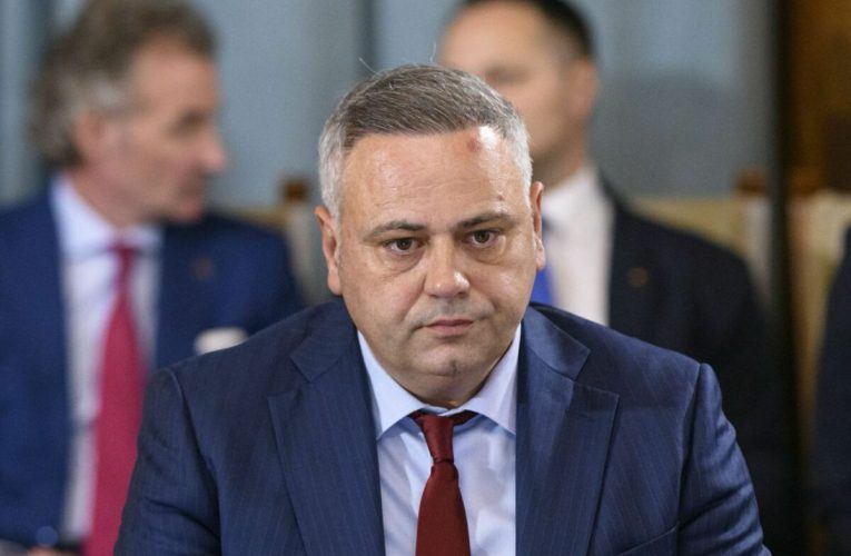 Ministrul Agriculturii: Vom avea penurie alimentară dacă nu intervenim. „Ducem agricultura în faliment”