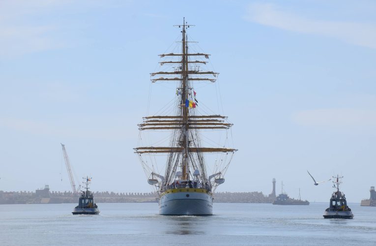 Nava-școală „Mircea” pentru 5 luni din portul militar Constanța, într-un marș internațional