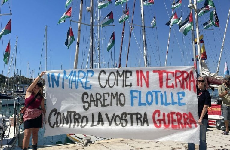 Navele spre Gaza, înconjurate de marina israeliană. „S-a pierdut contactul cu mai multe ambarcațiuni”