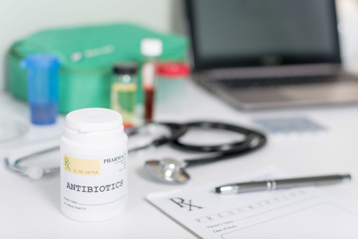 Nu toate antibioticele funcționează la fel. Unele pot contribui la creșterea inflamației în organism